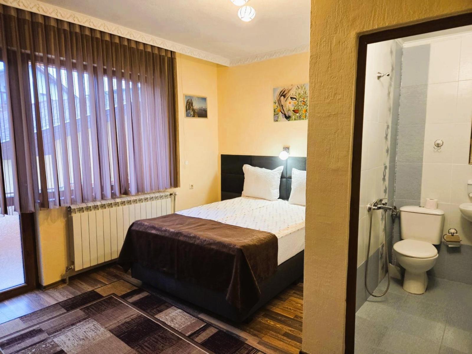 Family Hotel Dalia Velingrad Bagian luar foto
